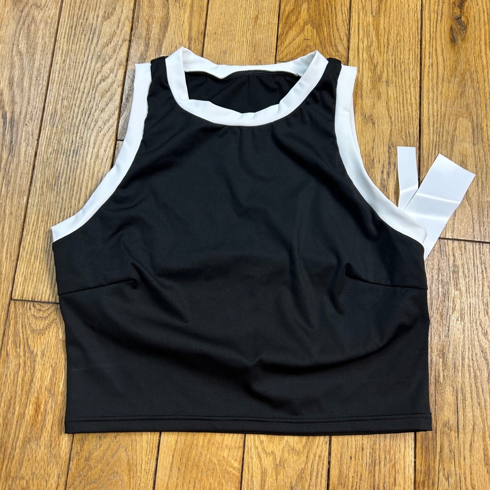 NEW‎ FISOEW Womens Black White Colorblock High Neck Crop Top Activewear Tank S